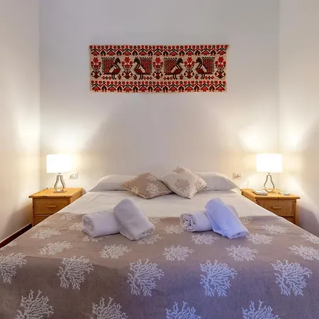 Li Baietti * كوستا باراديسو